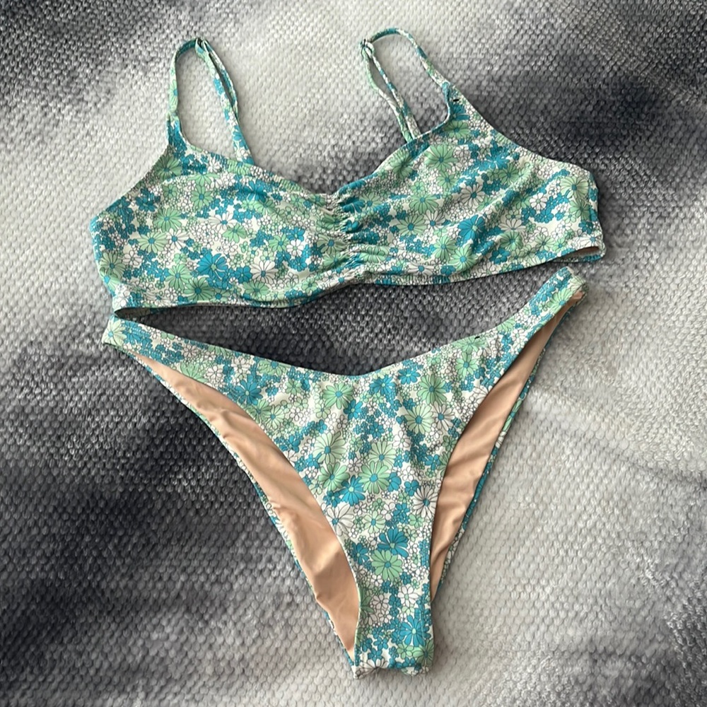 Floral bikini